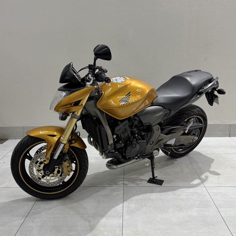 HONDA CB 600 F HORNET - Foto