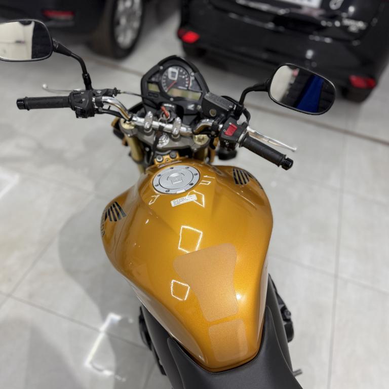 HONDA CB 600 F HORNET - Foto
