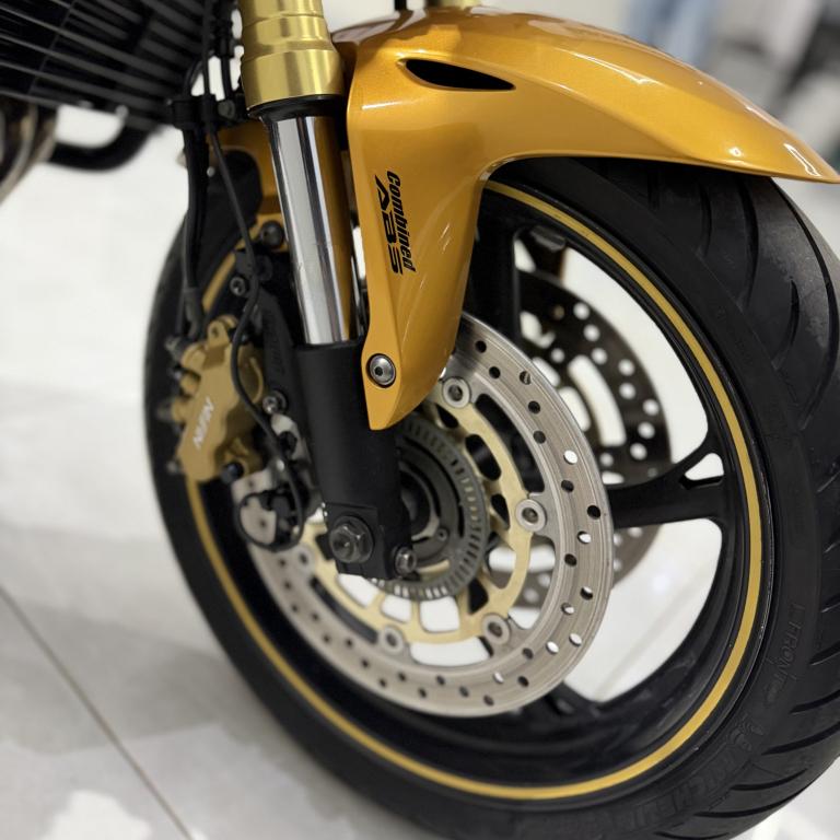 HONDA CB 600 F HORNET - Foto