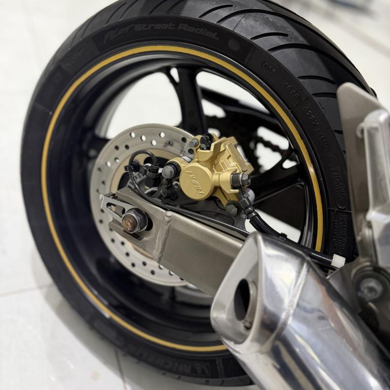 HONDA CB 600 F HORNET - Foto