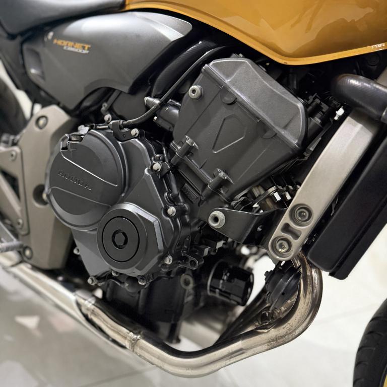 HONDA CB 600 F HORNET - Foto