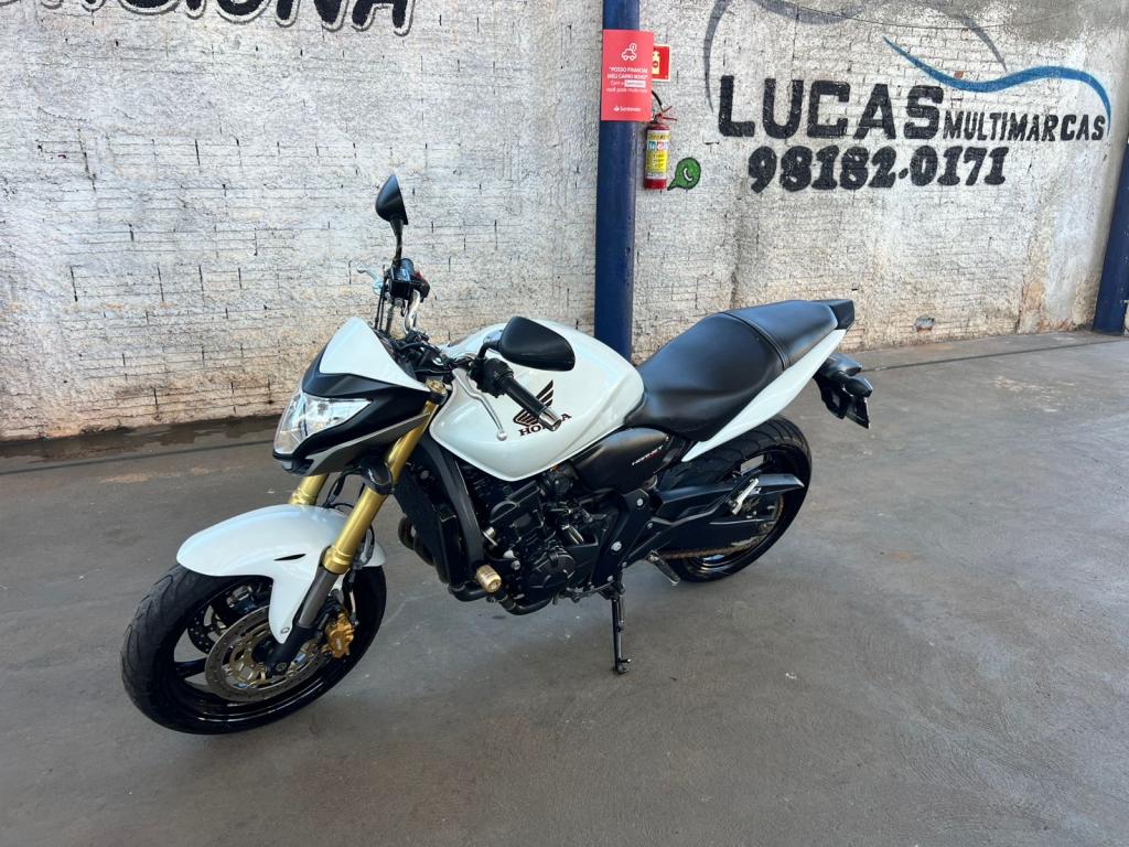 HONDA CB 600 F HORNET - Foto