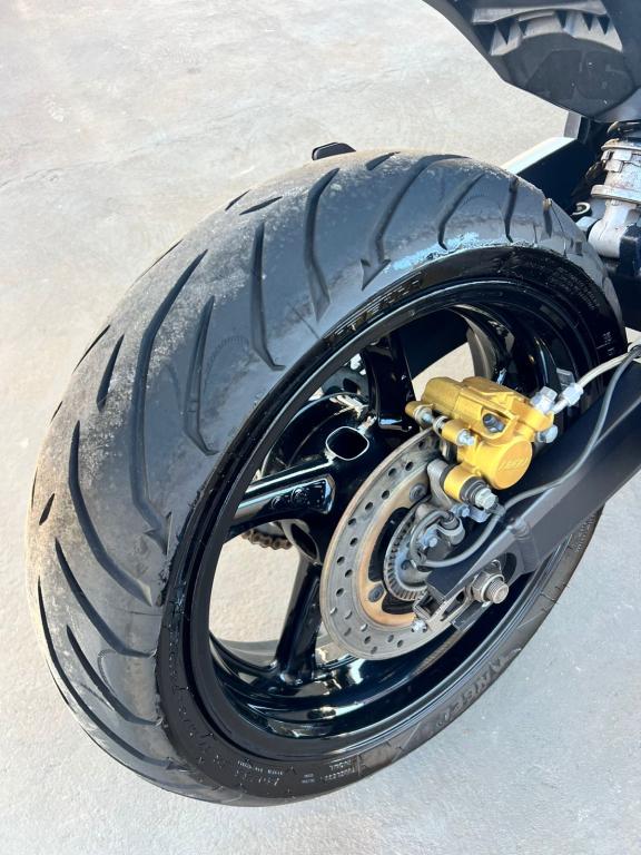 HONDA CB 600 F HORNET - Foto