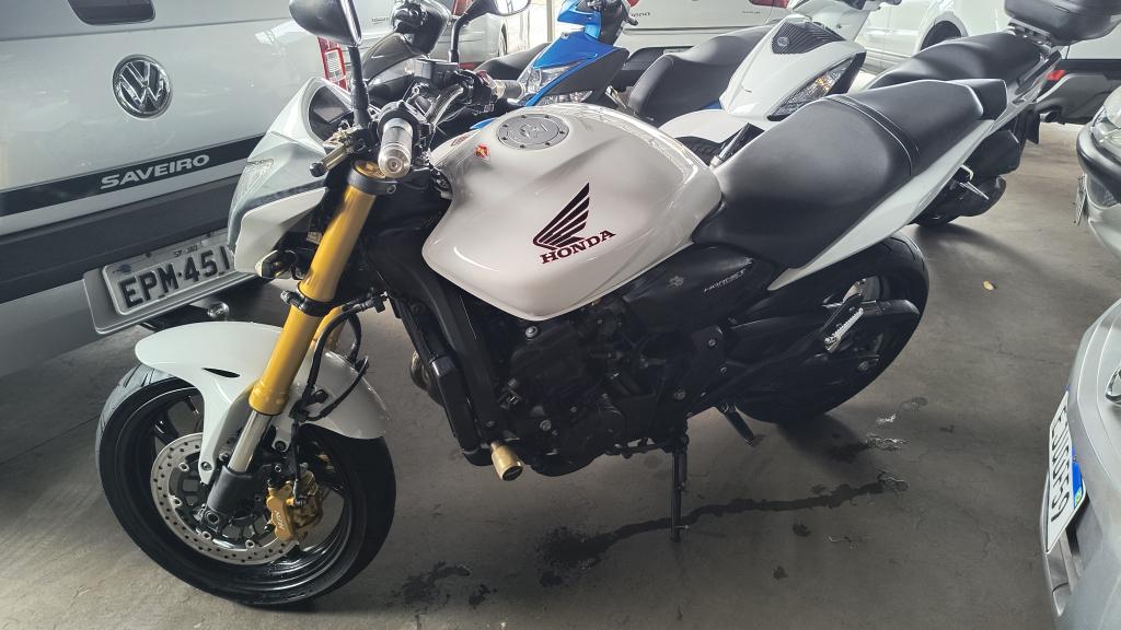 HONDA CB 600 F HORNET - Foto