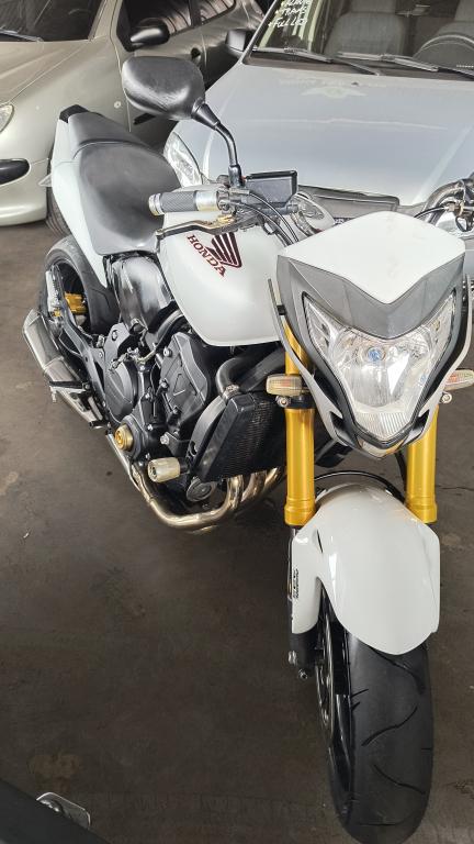 HONDA CB 600 F HORNET - Foto