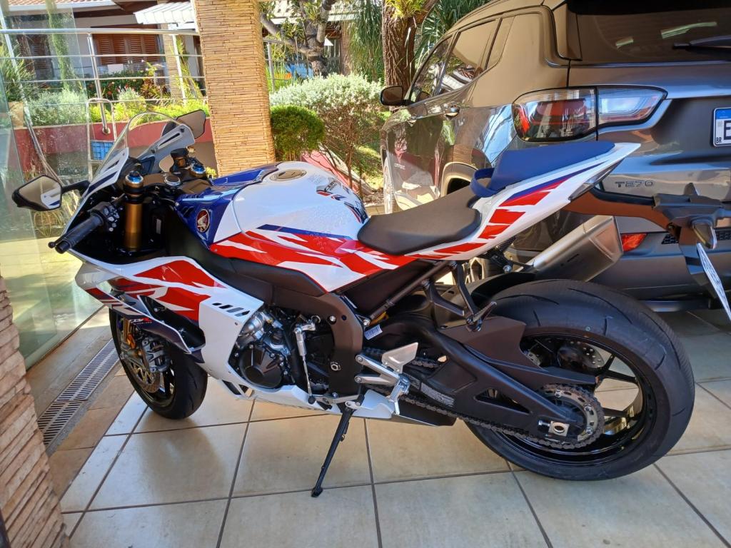 HONDA CBR 1000 RR - Foto