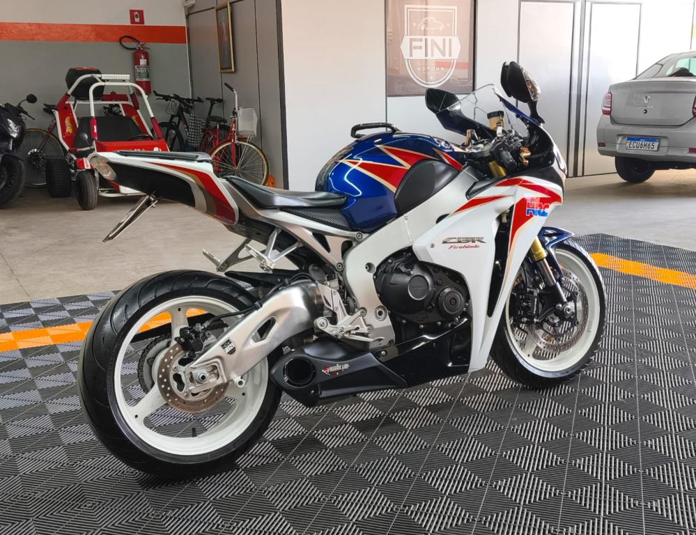 HONDA CBR 1000 RR - Foto
