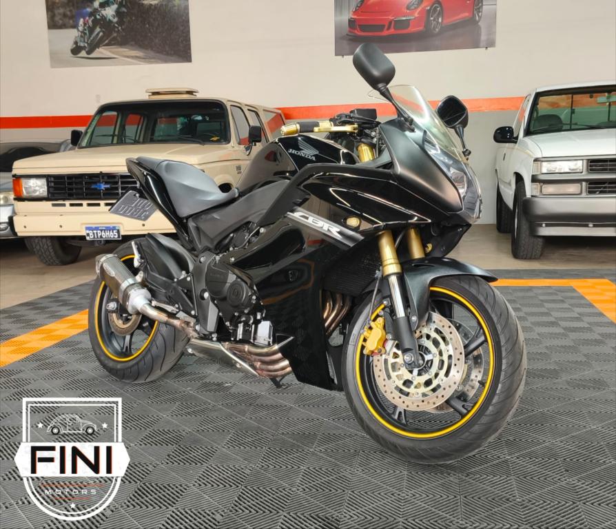 HONDA CBR 600 F - Foto