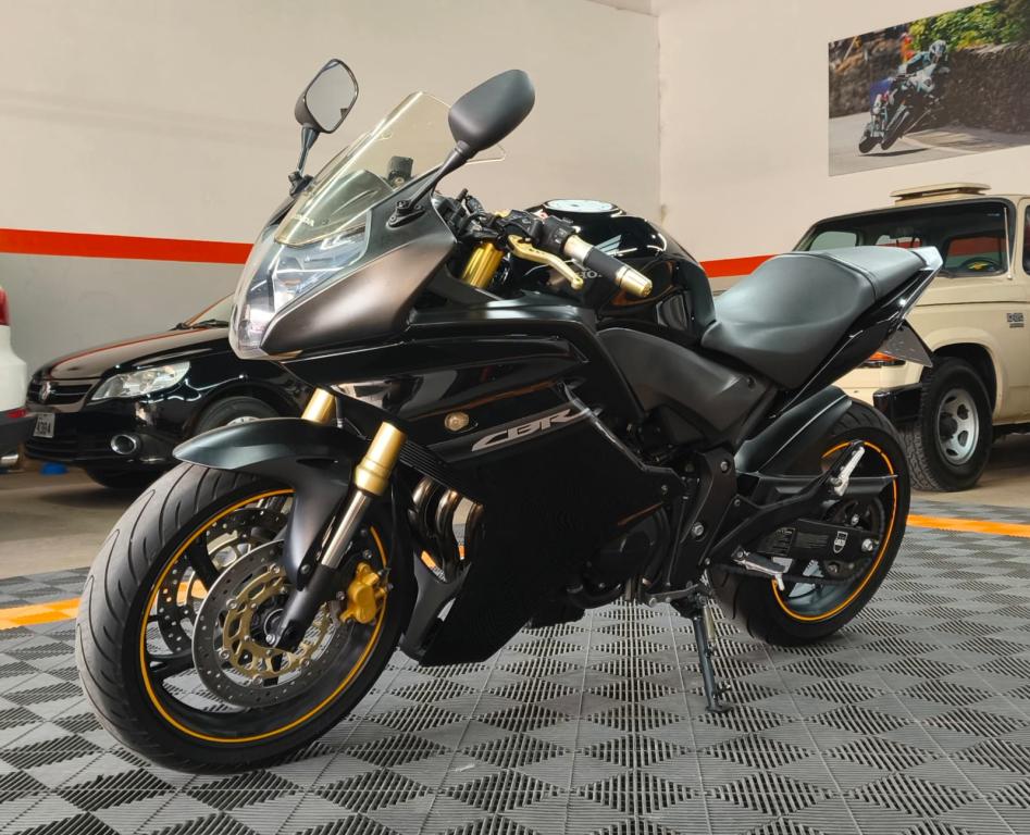 HONDA CBR 600 F - Foto