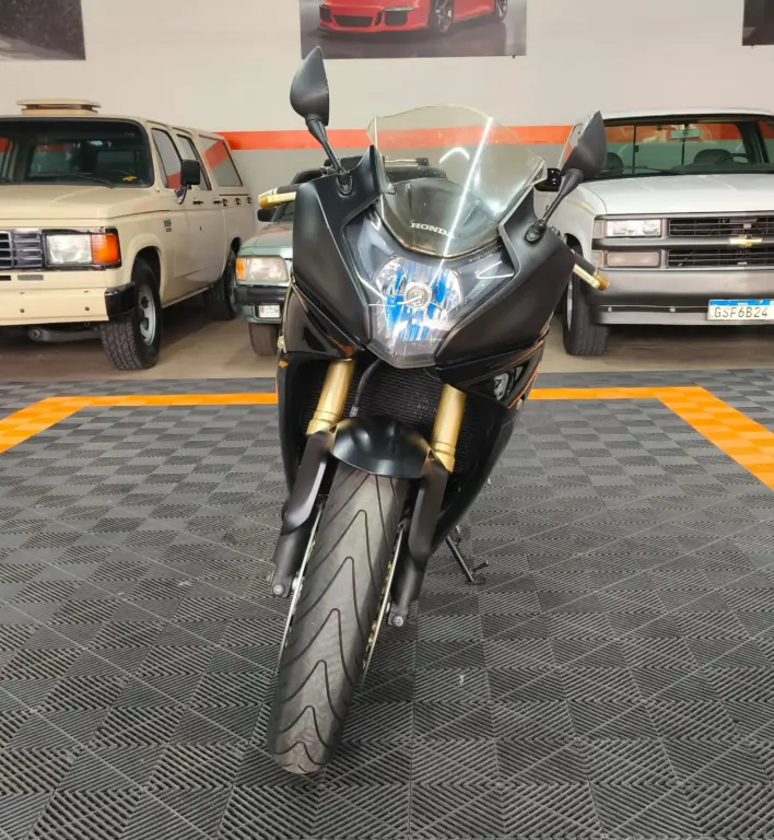 HONDA CBR 600 F - Foto