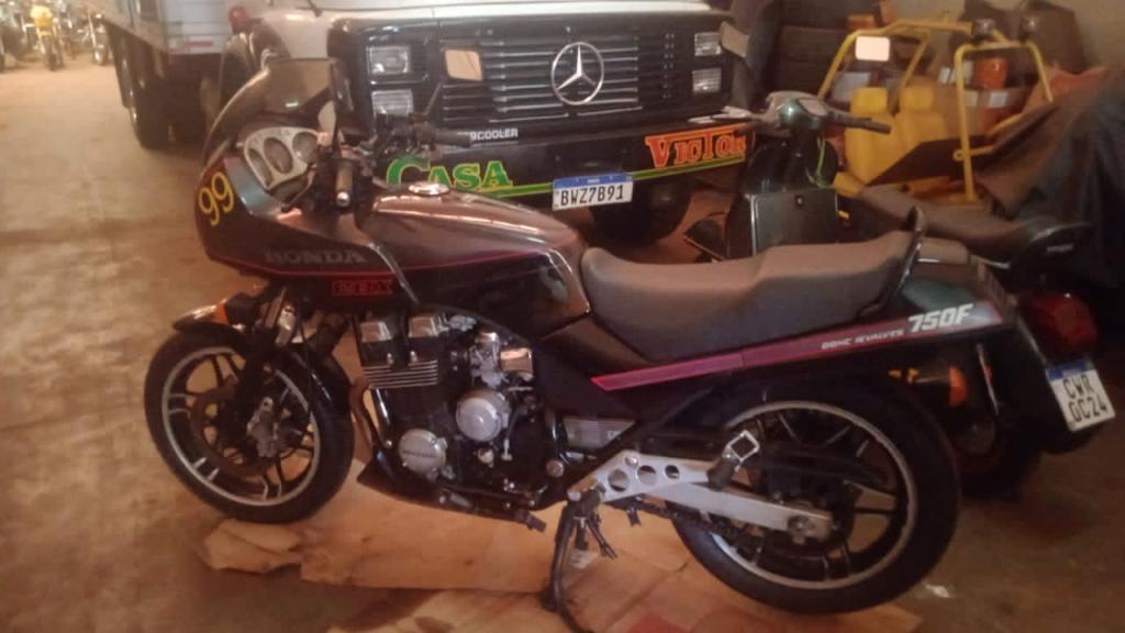 HONDA CBX 750 F