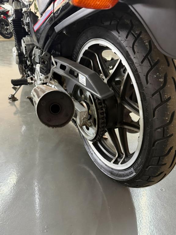 HONDA CBX 750 F - Foto