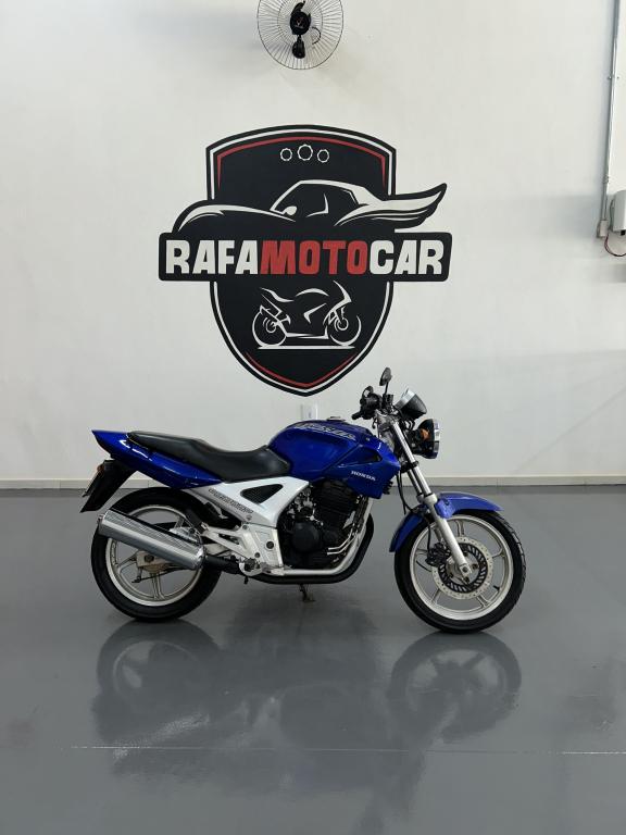 HONDA CBX Twister 250 - Foto