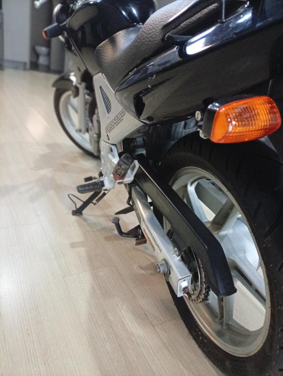 HONDA CBX Twister 250 - Foto