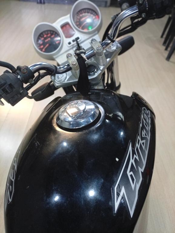 HONDA CBX Twister 250 - Foto