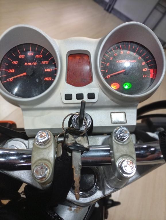 HONDA CBX Twister 250 - Foto