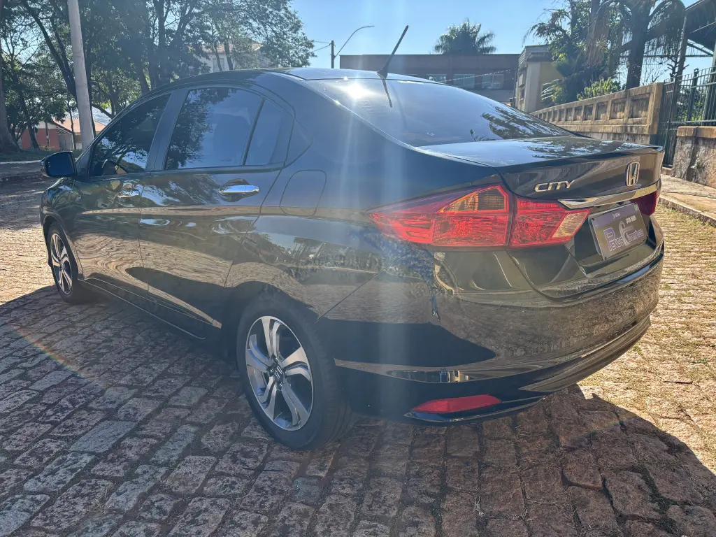 HONDA City Sedan - Foto