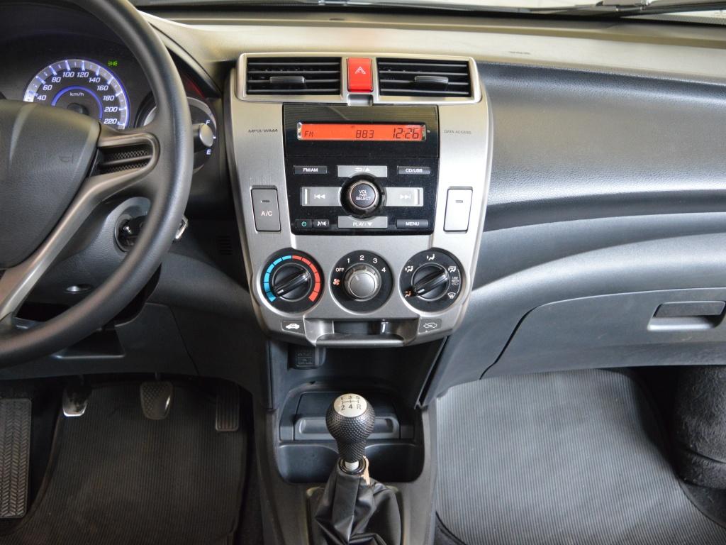 HONDA City Sedan - Foto