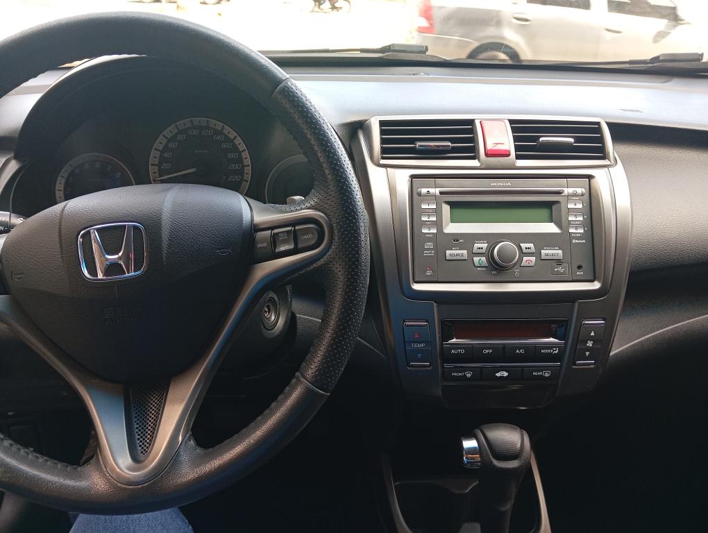 HONDA City Sedan - Foto