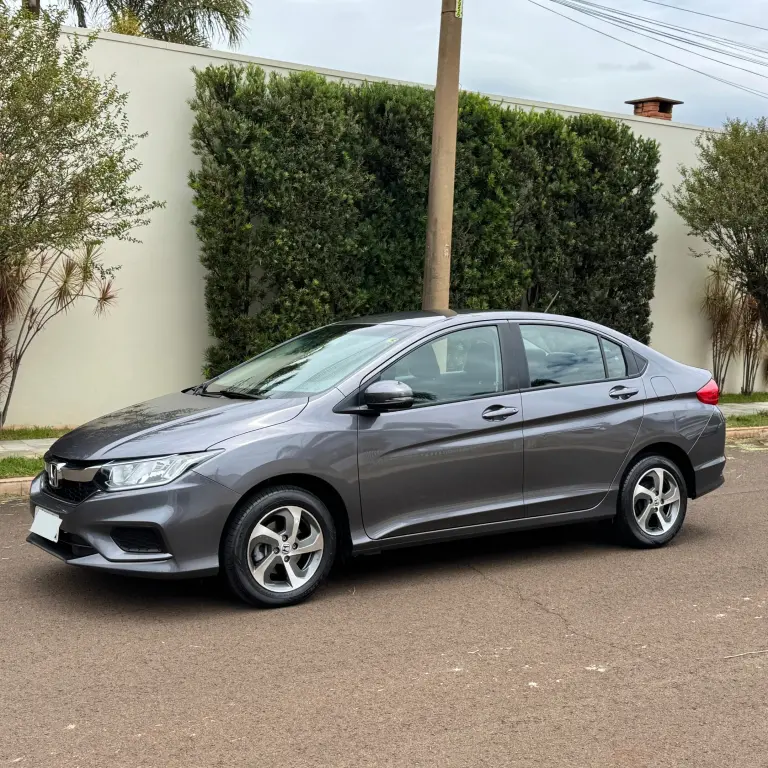 HONDA City Sedan - Foto