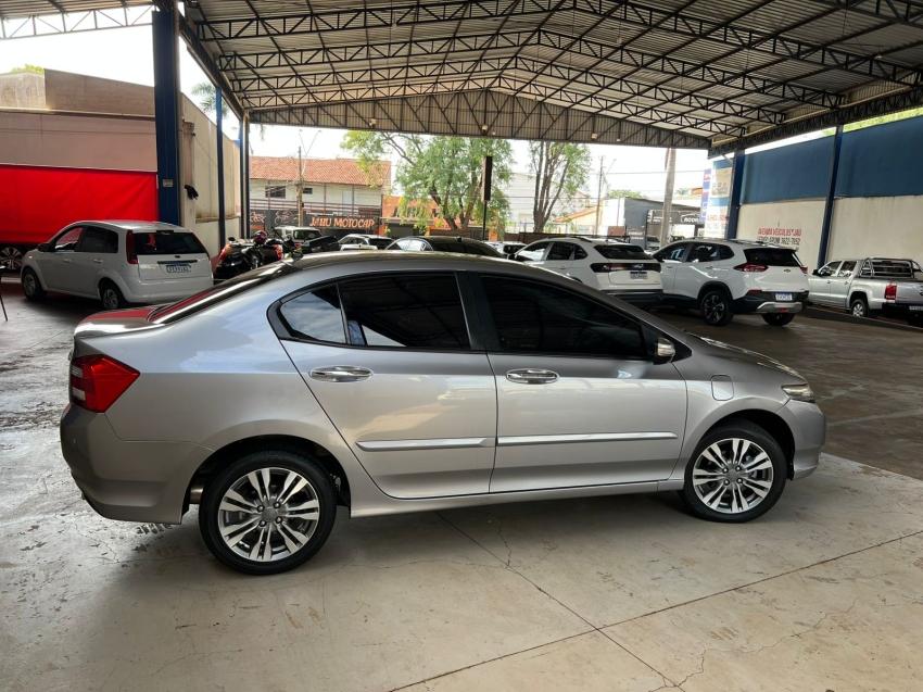 HONDA City Sedan - Foto