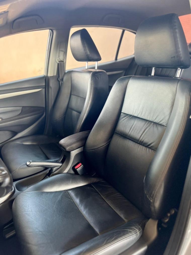 HONDA City Sedan - Foto