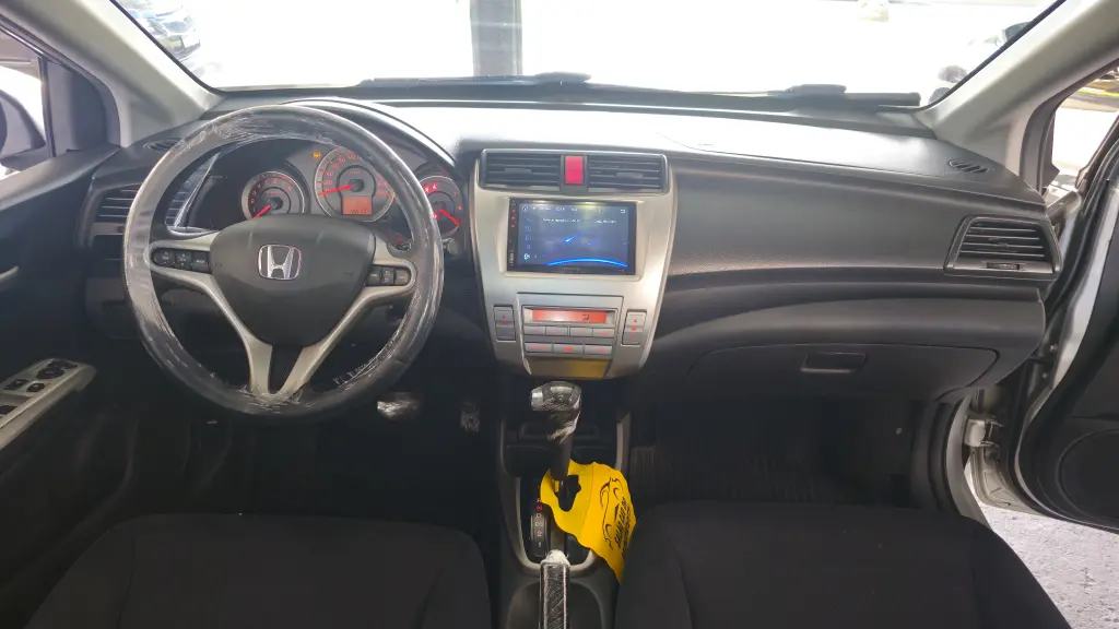 HONDA City Sedan - Foto