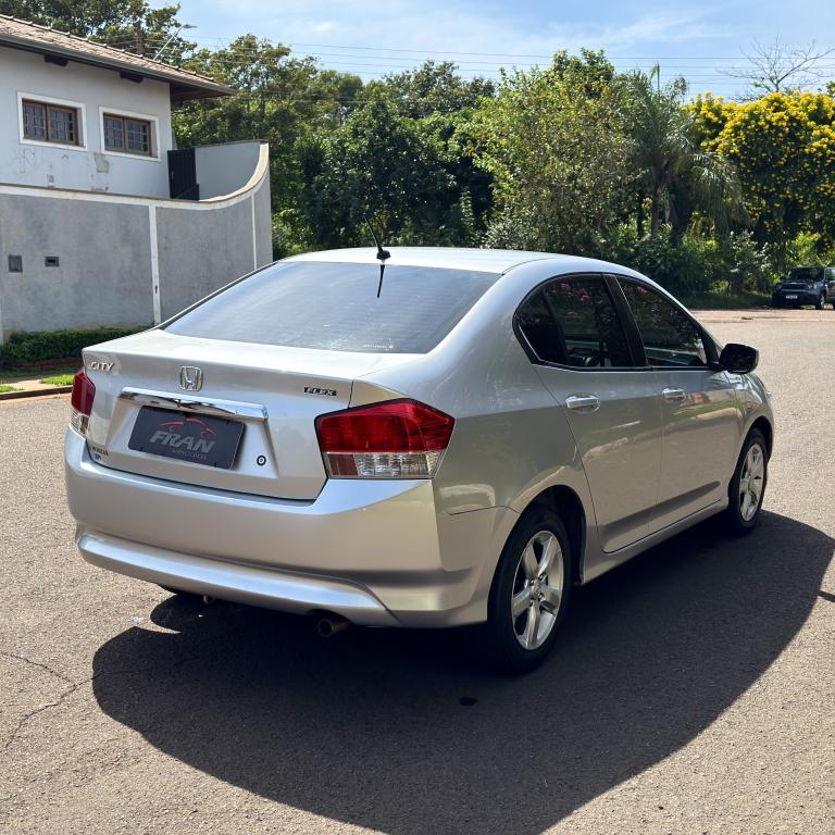 HONDA City Sedan - Foto