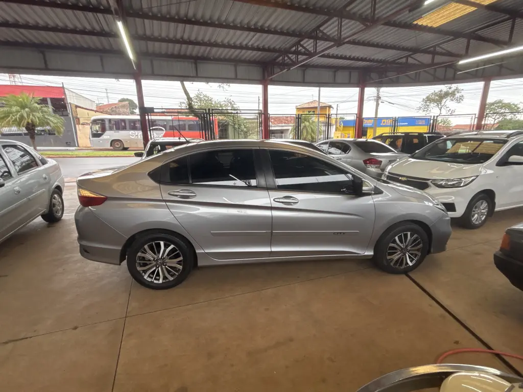 HONDA City Sedan - Foto