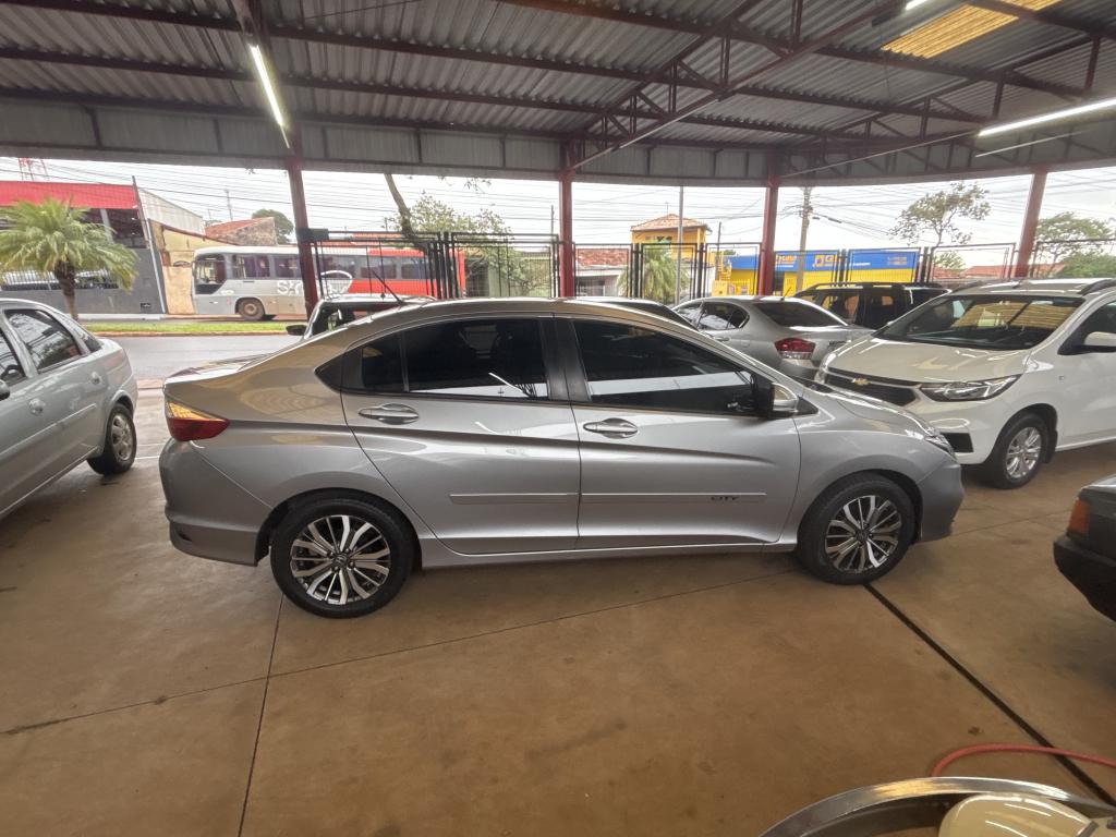 HONDA City Sedan - Foto