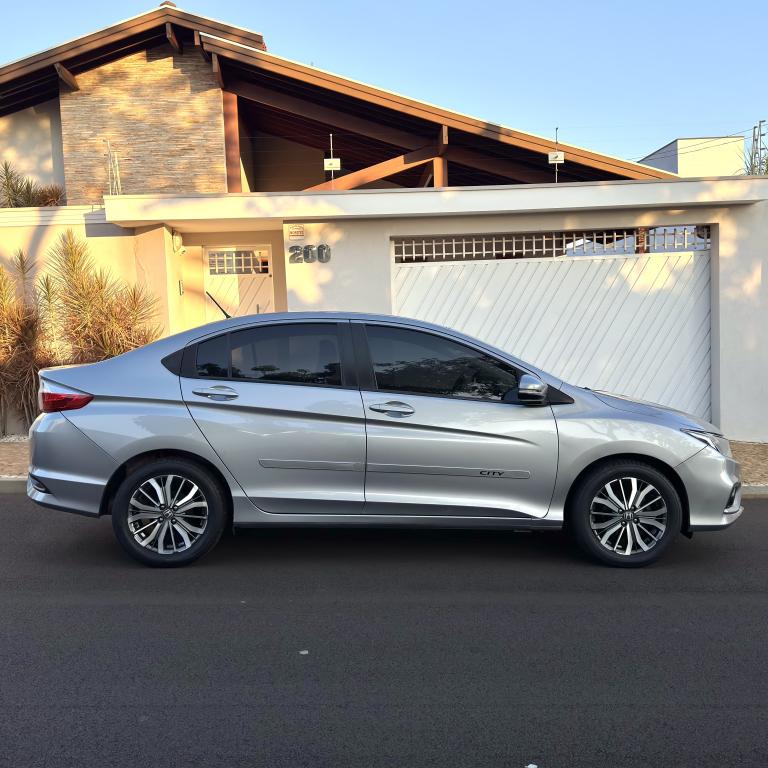 HONDA City Sedan - Foto