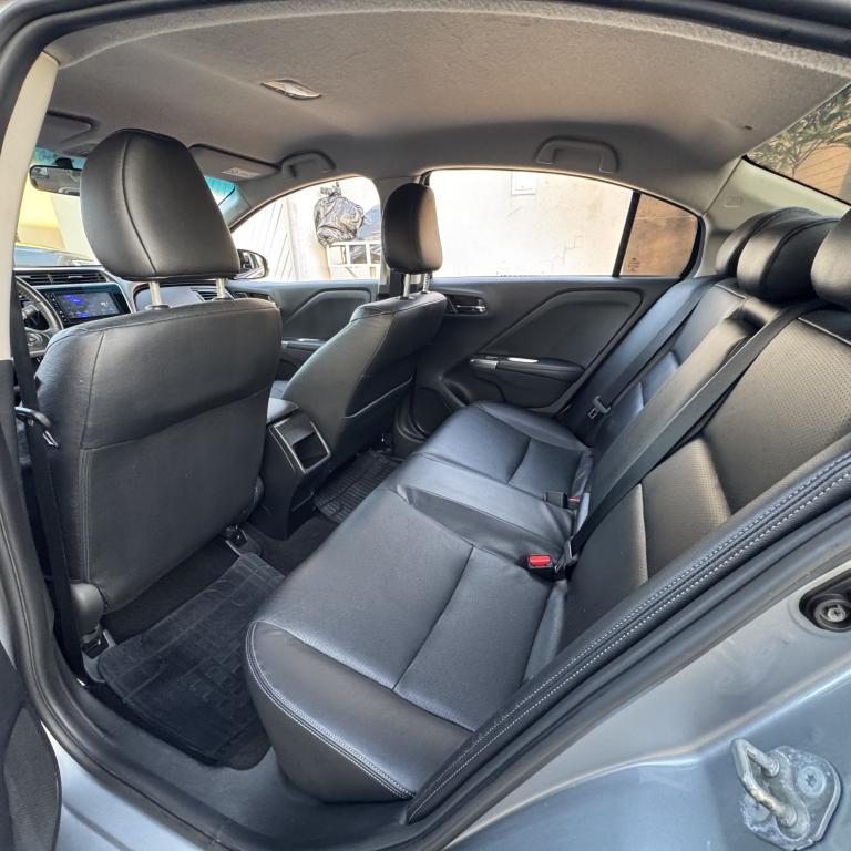 HONDA City Sedan - Foto