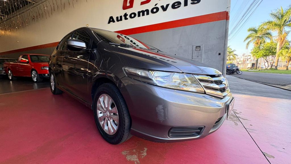 HONDA City Sedan - Foto