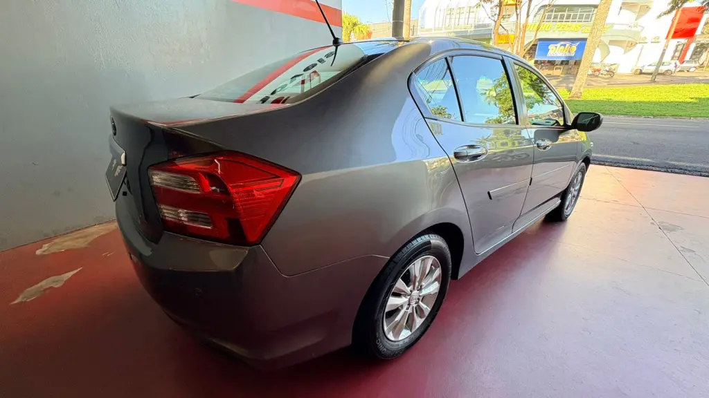 HONDA City Sedan - Foto