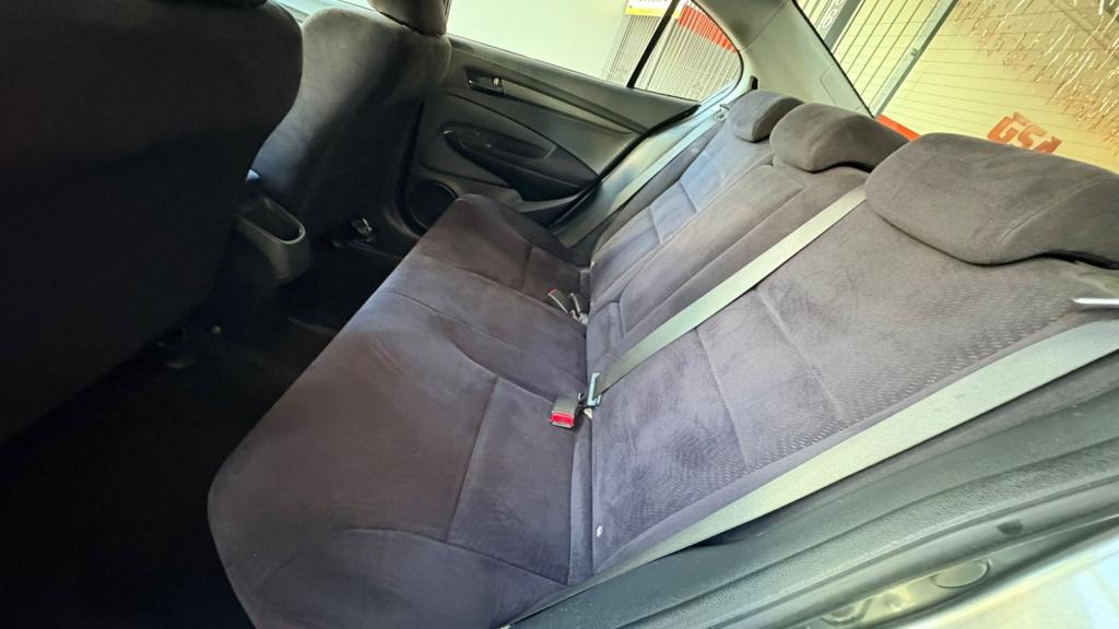 HONDA City Sedan - Foto