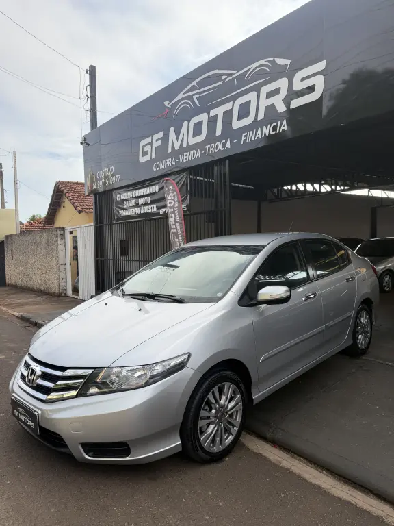 HONDA City Sedan - Foto