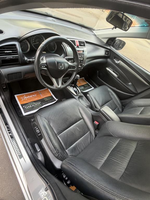 HONDA City Sedan - Foto