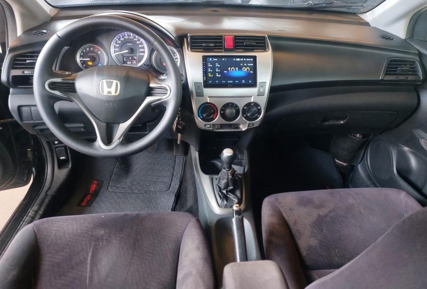 HONDA City Sedan - Foto