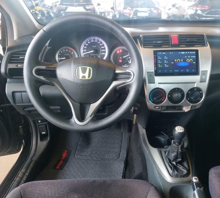HONDA City Sedan - Foto