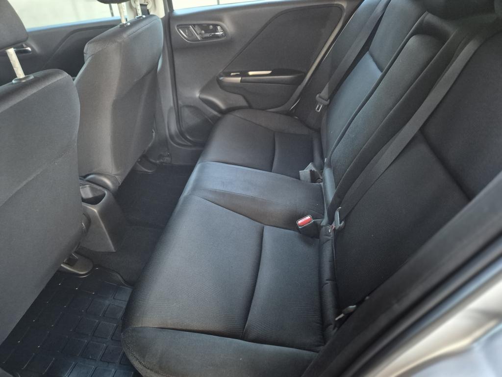 HONDA City Sedan - Foto