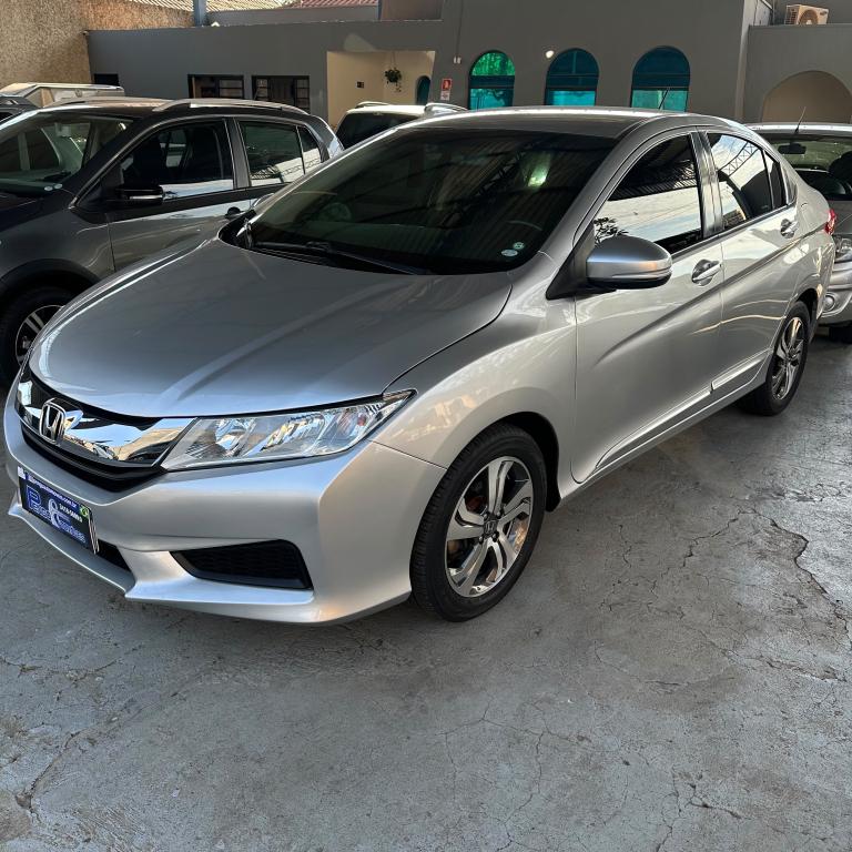 HONDA City Sedan - Foto