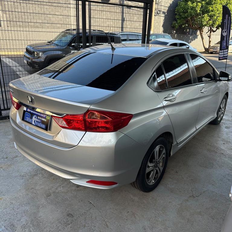 HONDA City Sedan - Foto
