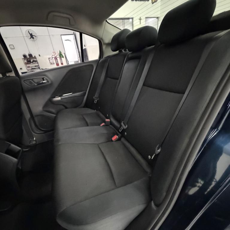 HONDA City Sedan - Foto