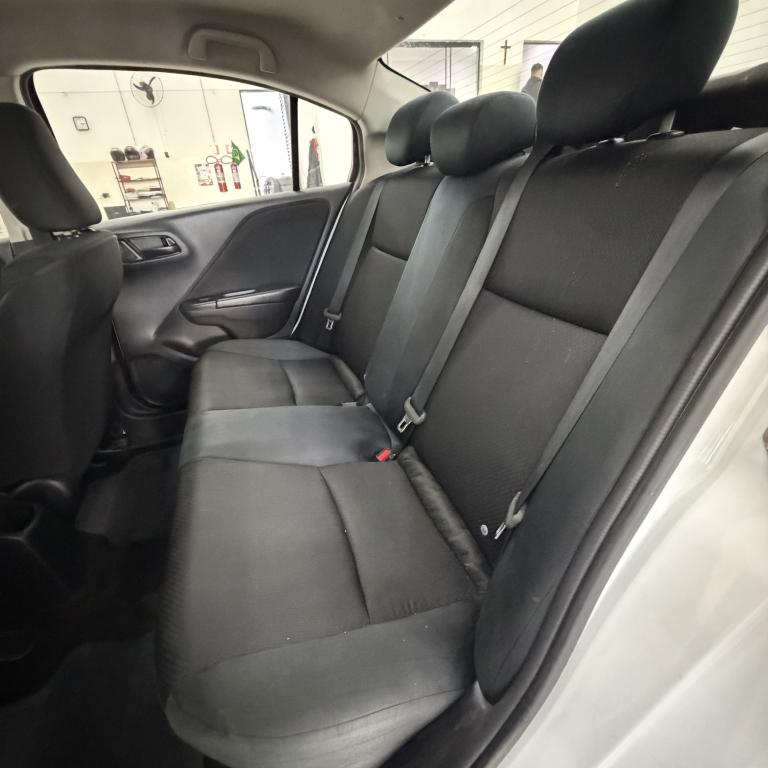 HONDA City Sedan - Foto