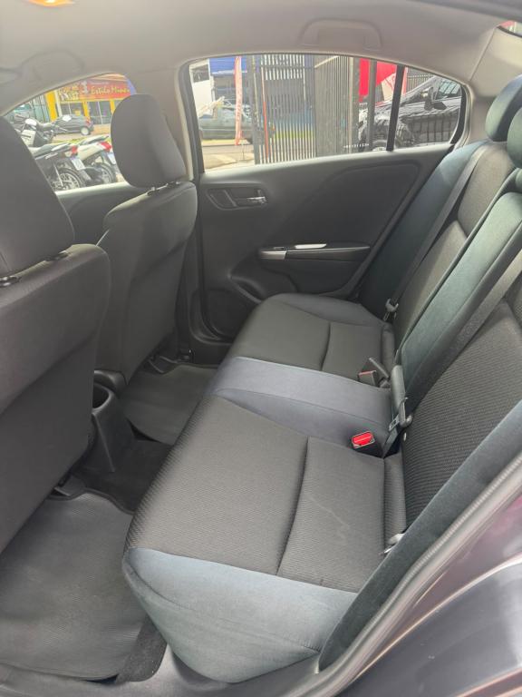 HONDA City Sedan - Foto