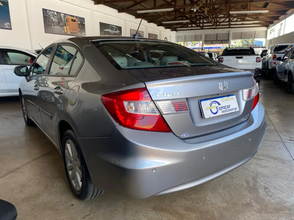 HONDA Civic - Foto