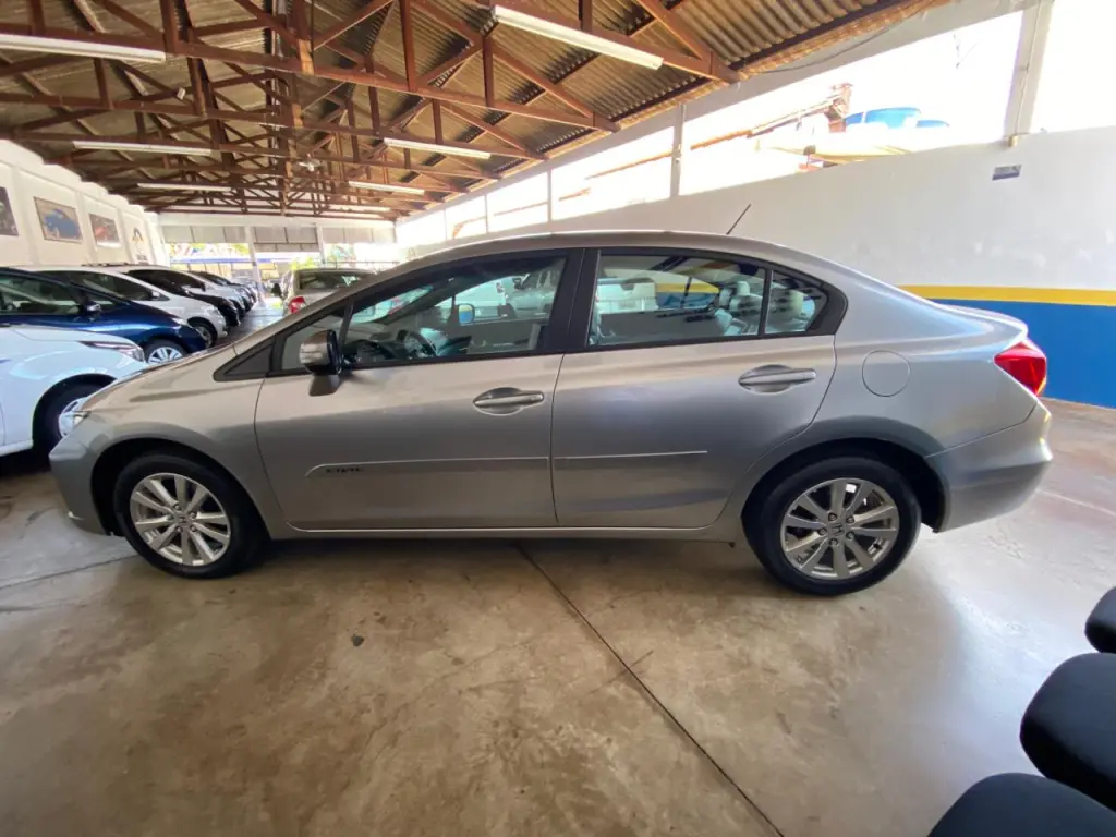 HONDA Civic - Foto