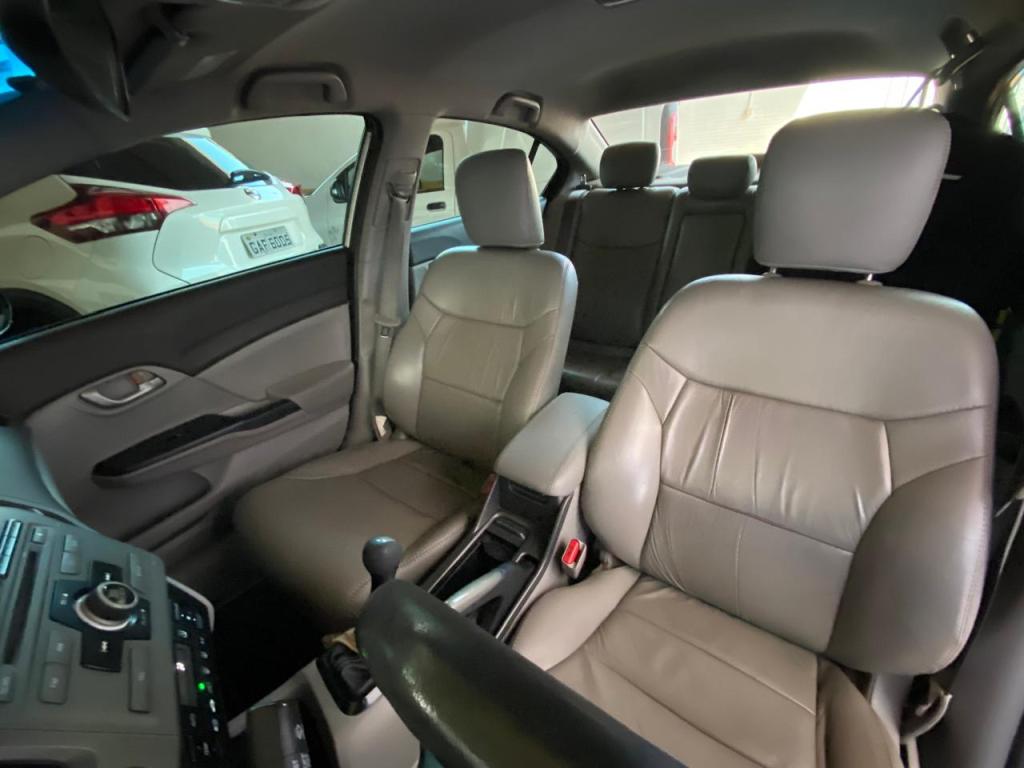 HONDA Civic - Foto
