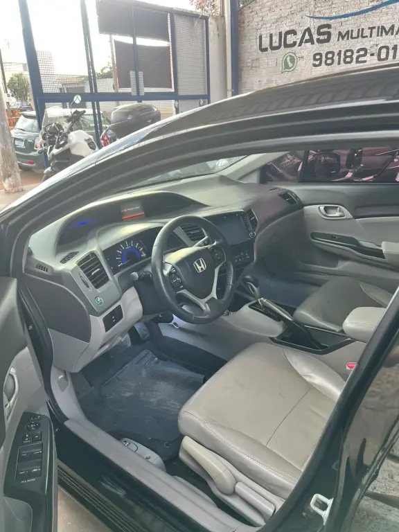 HONDA Civic - Foto
