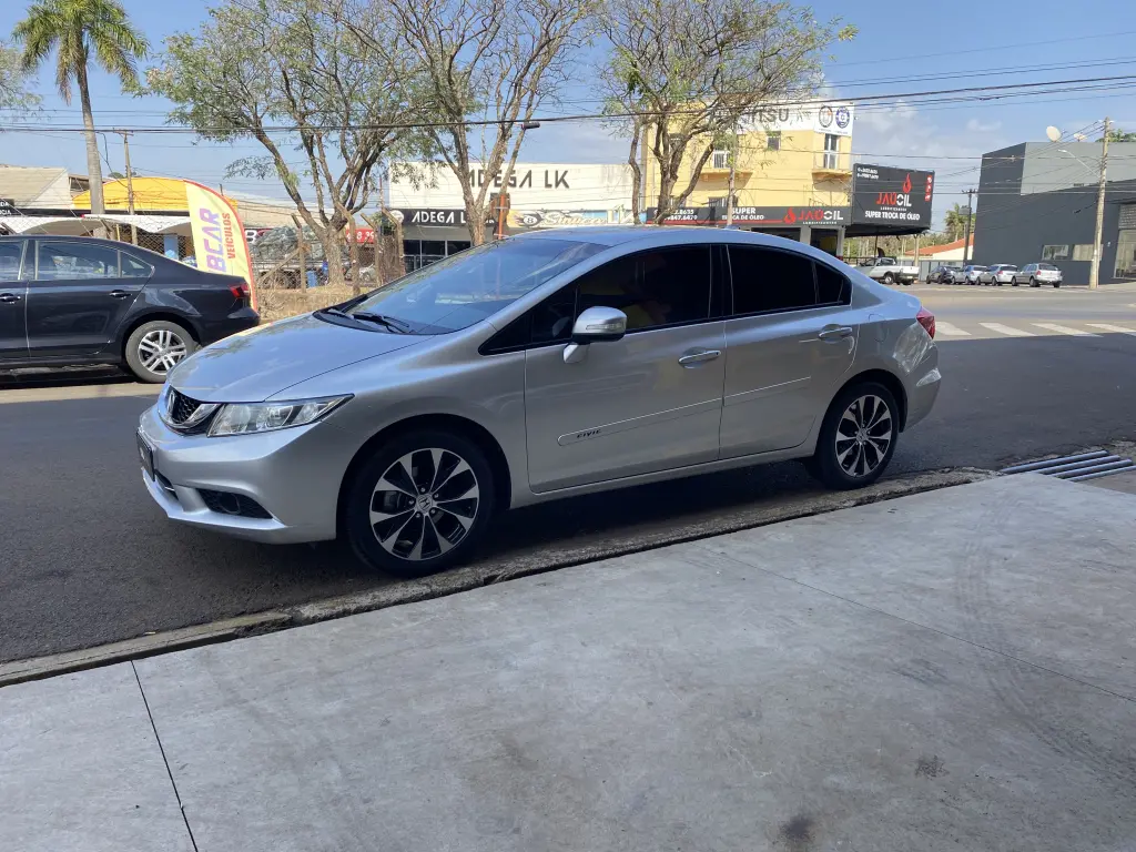 HONDA Civic - Foto
